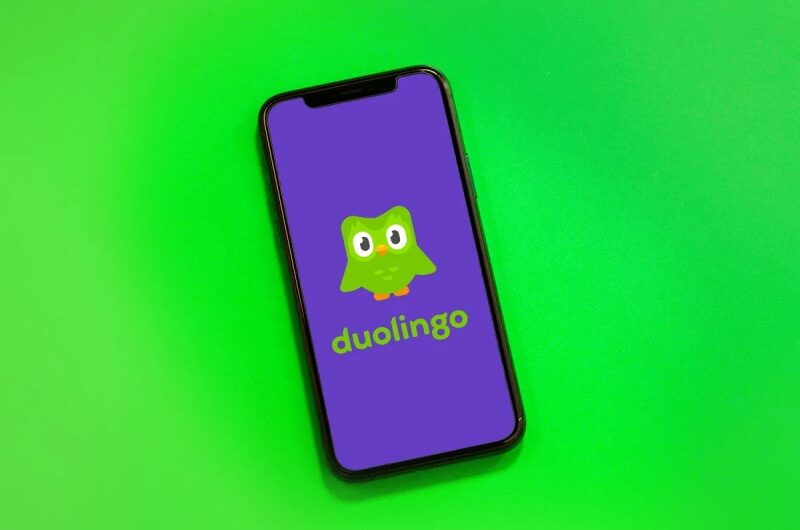 The AI-powered Adventures minigames and Video Calls feature are now available on Duolingo