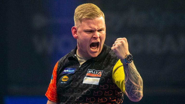 World Grand Prix: Mike De Decker Wins the Title After Shocking Luke Humphries in an Epic Final