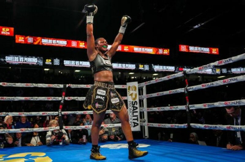 Claressa Shields Wins the Heavyweight Women’s Title After Defeating Danielle Perkins